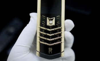 Signature S Dragon Yellow Gold